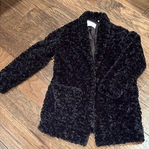 Aritzia wilfred, free, plush shawl jacket